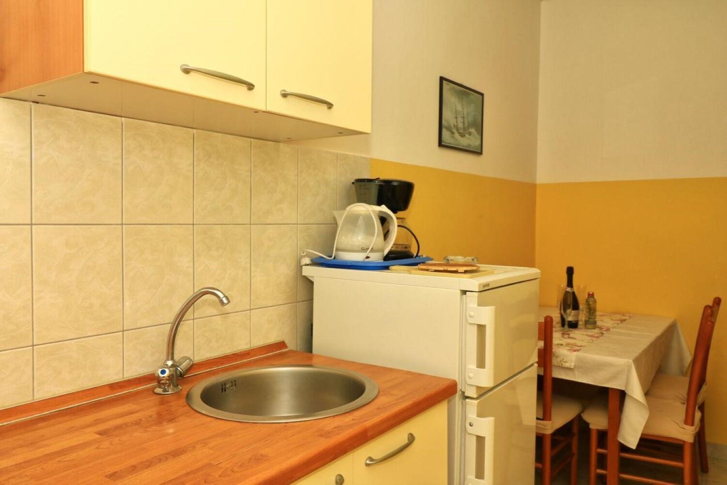Apartments Slavica - Free Parking Jezera Exteriör bild
