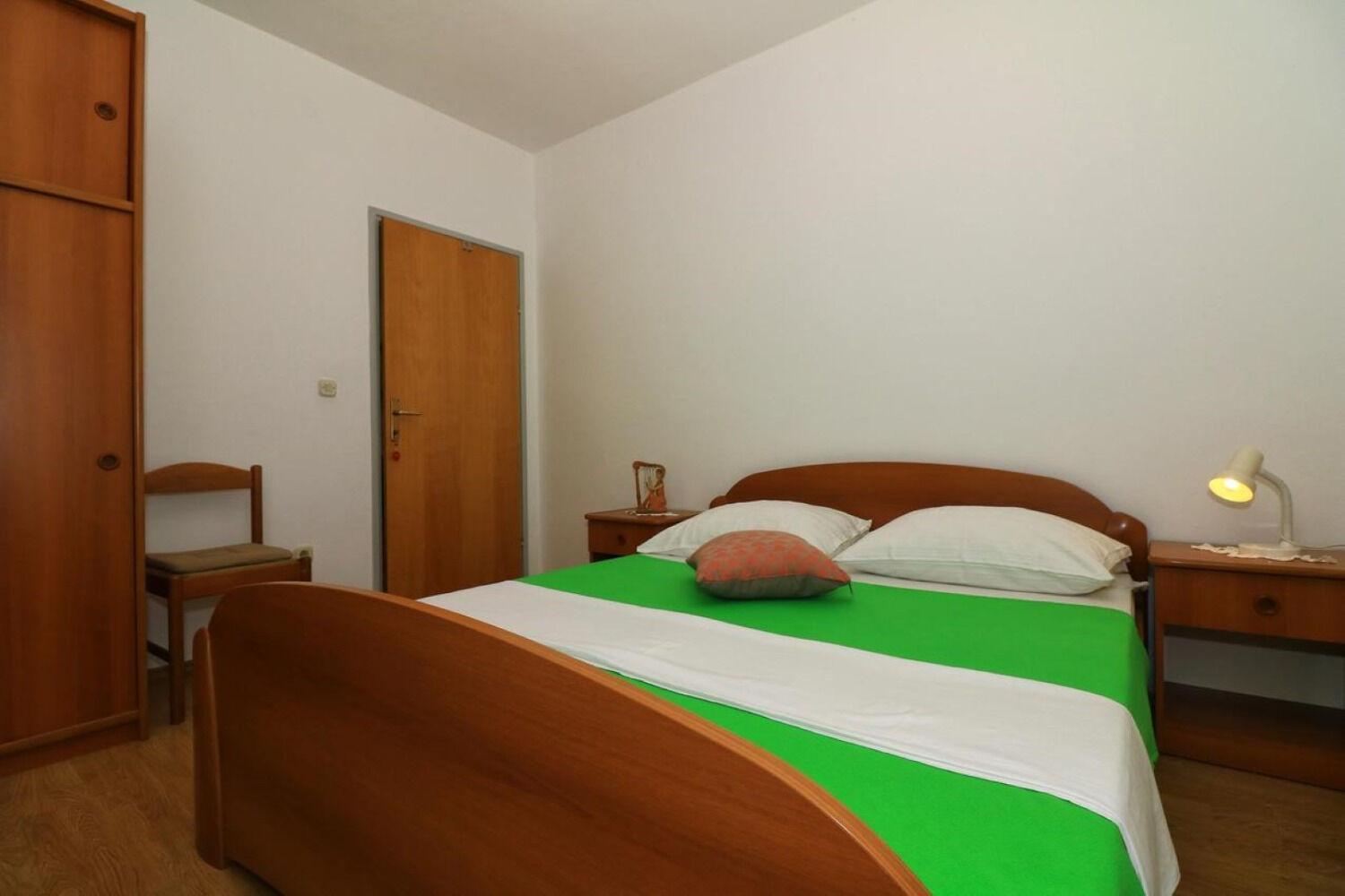 Apartments Slavica - Free Parking Jezera Exteriör bild